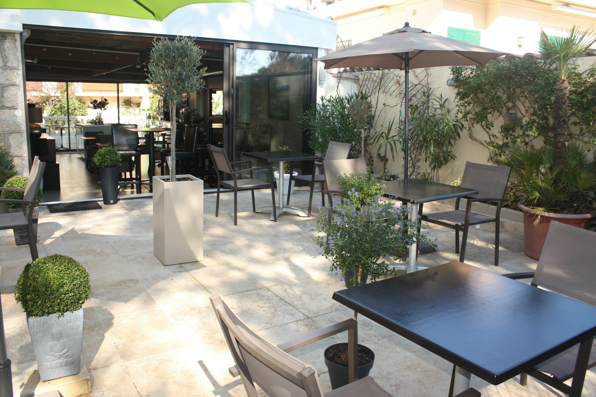 Hotel Miramar- Cap D'Antibes - La Garoupe Plage Экстерьер фото